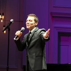 Michael Feinstein performing "Music".  Photo by Elissa Kline